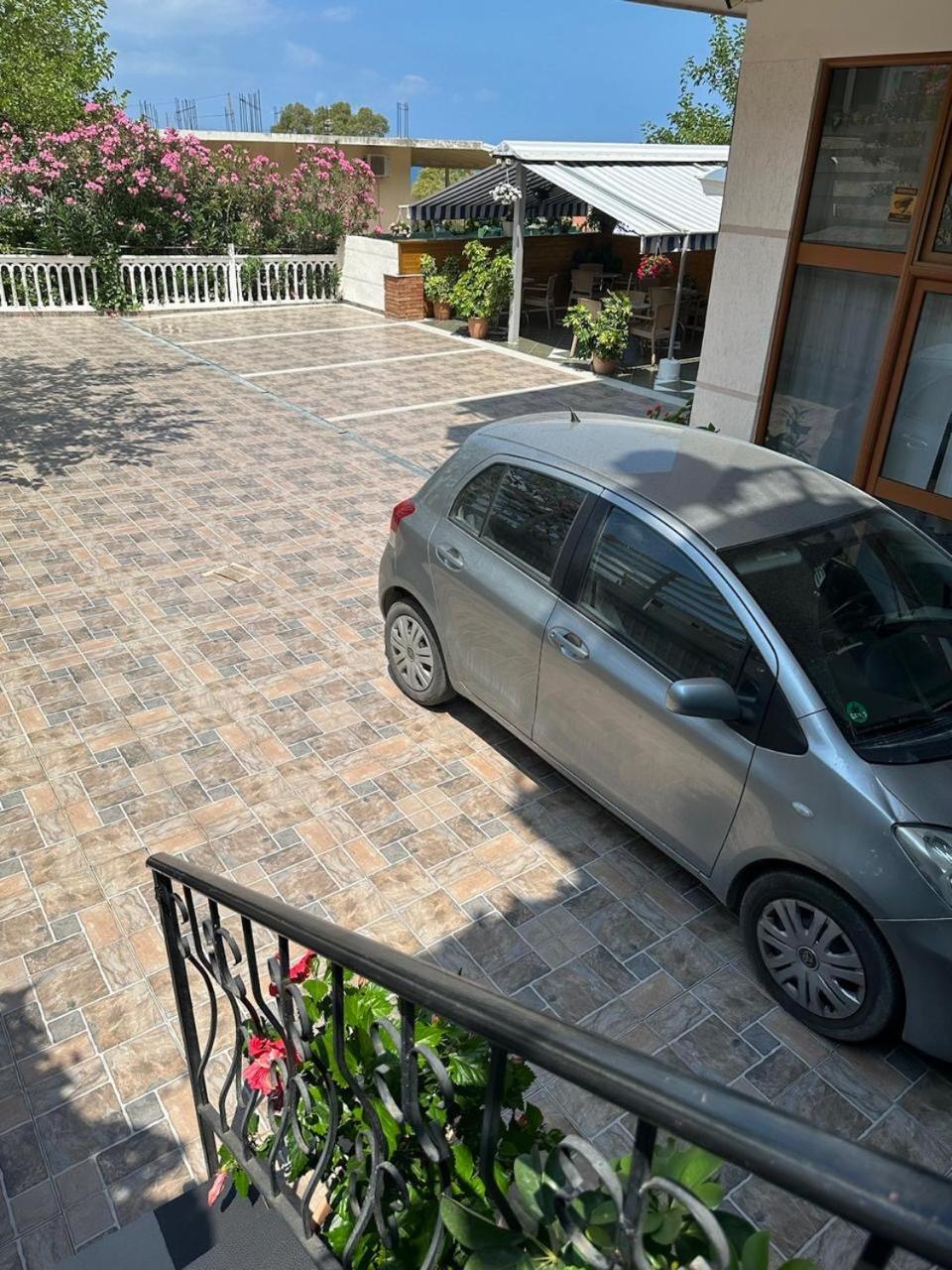 Eid Mar Hostel Vlore Exterior photo